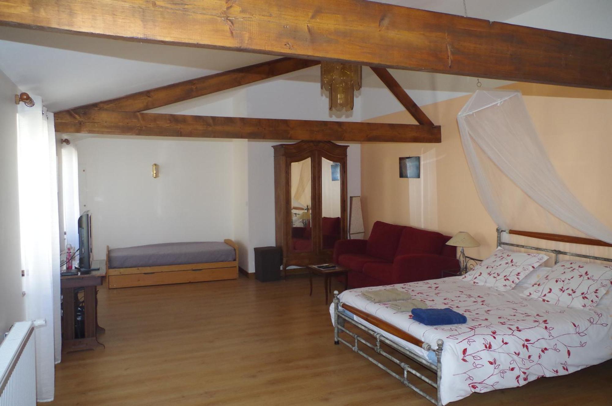 Maison D'Hotes Le Cadran Solaire Courcelles  Rom bilde